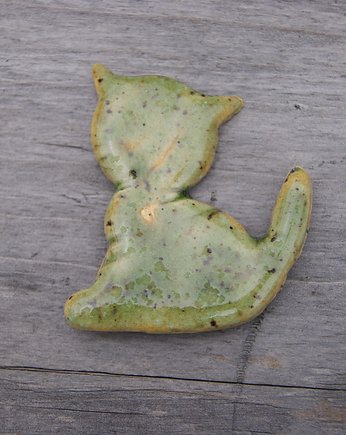 Ceramiczny magnes kot zielony, Gliniana Koniczynka
