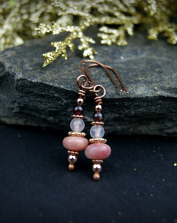 Różowe kolczyki  opal kwarc granat, Blue Pearl Art