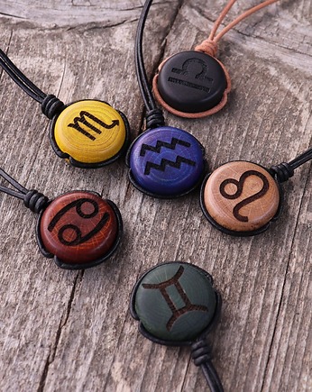 Naszyjnik znak zodiaku Skorpion - drewniany amulet zodiakalny, Hunterbone