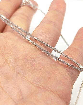 Lśniąca niteczka: blask labradorytów, Studio Gazela