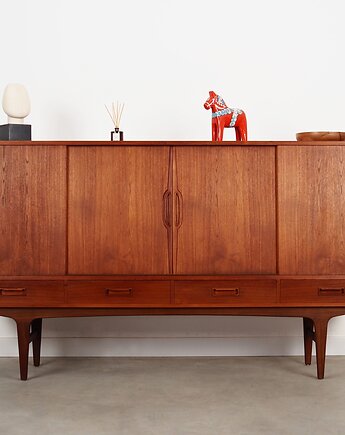 Highboard tekowy, duński design, lata 70, produkcja: B, Przetwory design