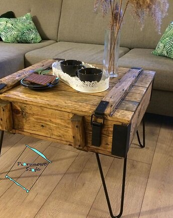Stolik kawowy retro, vintage skrzynia wojskowa, PiorunowoSzafa