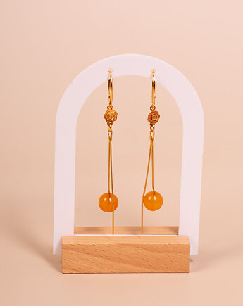Kolczyki srebrne pozłacane wiszące z bursztynową kulką, Amber by Baco