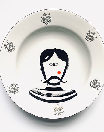 Kuzyn co lubi na morzu, arent plates