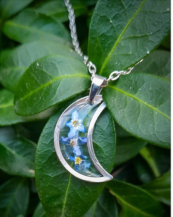 Wisiorek z niezapominajkami, Figa handmade accessories