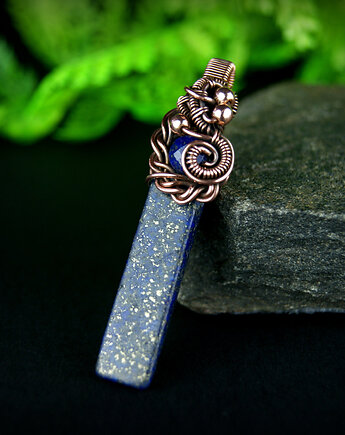 Wisiorek wire wrapping z lapis lazuli, Blue Pearl Art