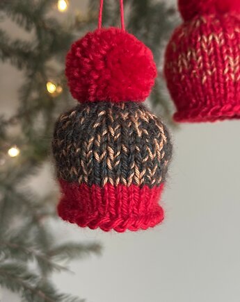 Ozdoba na choinkę, mini-czapeczka, zielono-czerwona, Kocie Motki