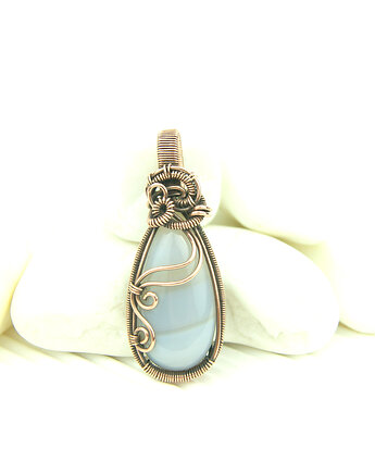 Wisiorek z szarym agatem  wire wrapping, Blue Pearl Art