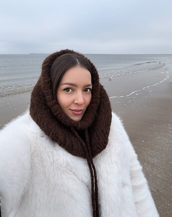 Czekoladowa balaclava, SZYSZKA sztrykuje