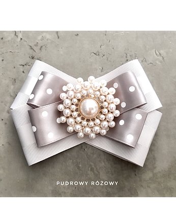 Szara Brosza z cudownymi perłami, Pudrowy Różowy