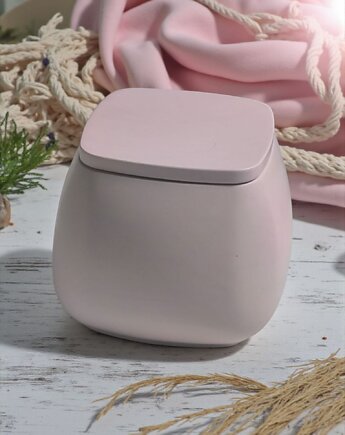 Inspirowana zapachem YSL-Świeca sojowa w różowym gipsie PINK SILENCE, Oyka Candle