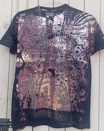Unikatowy T-shirt artystyczny Golden Pink, ODIO TEES