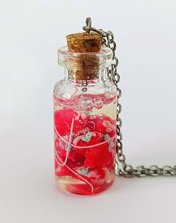 Walentynkowy naszyjnik z serduszkami w słoikach