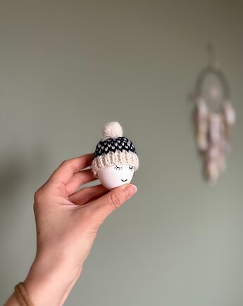 Czapeczka z pomponem  na jajka wielkanocne  - 1 szt., Kocie Motki