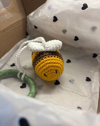 Pszczółka na szydełku, grzechotka dla dziecka, zawieszka do wózka, HANDMADE crochet by Klaudia