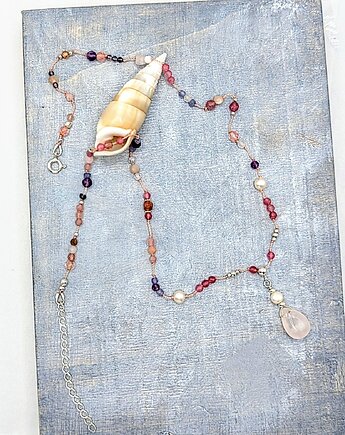 Kwarc różowy, turmalin, opal - naszyjnik znaków ziemii i powietrza, Studio Gazela