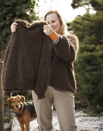 Sweter Niedźwiedż, Karolina Herra