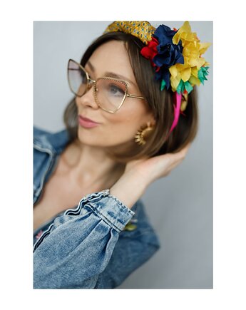 Opaska z kwiatami, Celina Parysów