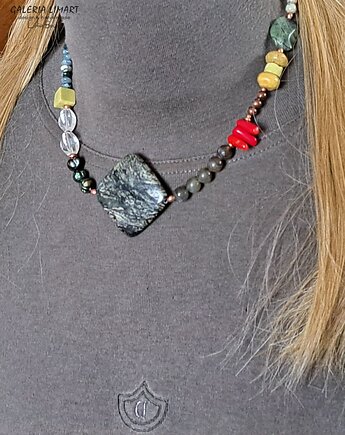 Naszyjnik ze specjalnie dobranych minerałów w niewykłej kolorystyce handmade, Galeria Limart