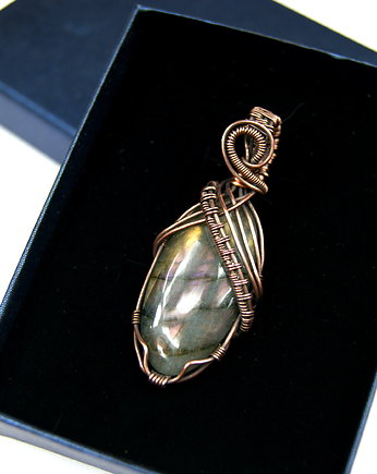 Wisiorek z labradorytem, Blue Pearl Art