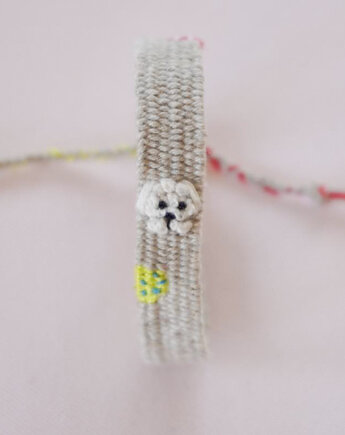 Bransoletka handmade z haftem ręcznym - pudelek, Słońcem Tkane