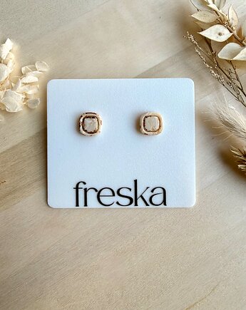 Kolczyki Kwadraty z Ramką piaskowe ze złotym twistem, freska