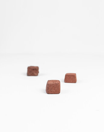 Micropodstawka na kadzidełko - aka kemuri, fright.studio