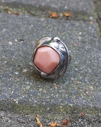 Opal na różowo - pierścionek regulowany/rezerwacja/, po drugiej stronie lustra