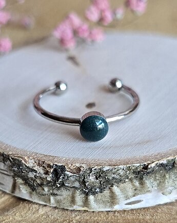 Pierścionek srebrny zielone oczko zielony minimalistyczny żywica brokatowy, zkwiatem