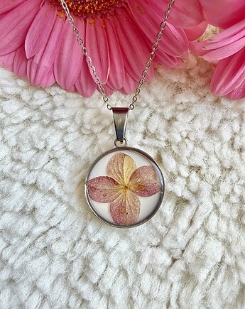 Naszyjnik z kwiatami hortensji, Blask Natury