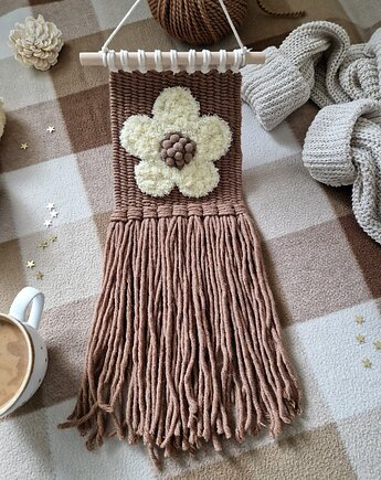 Makatka kwiatek, rękodzieło na ścianę, Justyna Plecie