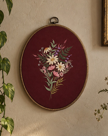 Ręcznie haftowany burgundowy bukiet, Michalina Mruczek Handmade