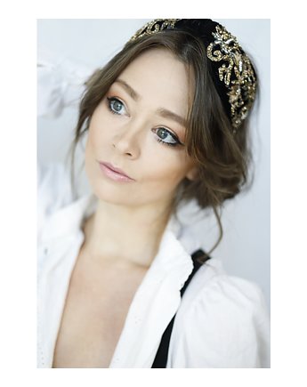 Czarna opaska  ze zdobieniami, Celina Parysów