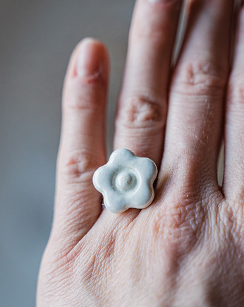 Pierścionek regulowany BLOOM, rękoczyny