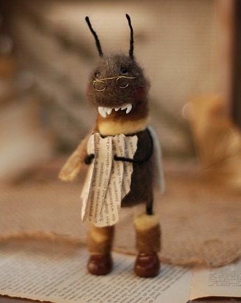 Mol Książkowy-Okularnik, BoboLobo Handicraft