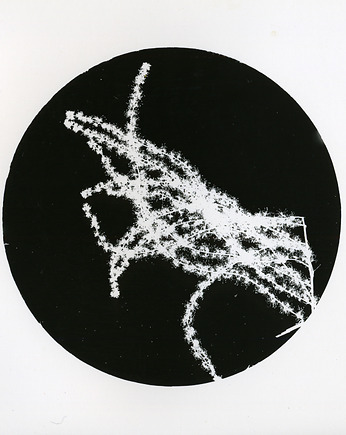 Ona Gwiaździsta, PAPER AND LIGHT