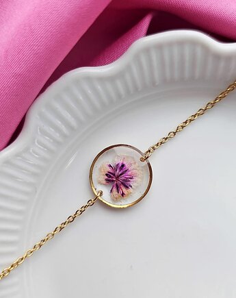 Bransoletka z fioletową gipsówką, Kwiatostany