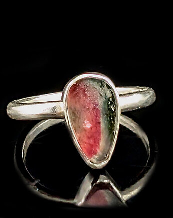 Pierścionek subtelny arbuzowy turmalin, Pracownia Neores