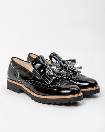 LAKIEROWANE PÓŁBUTY-SKÓRA NATURALNA-MODEL 247-KOLOR CZARNY NAPLAK NA BIAŁYM, Zapato