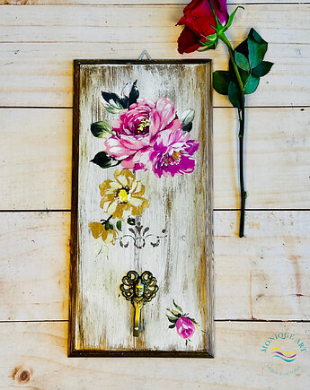 Wieszak shabby chic z kwiatami, uchwyt anioł, na ścianę, Monique Art
