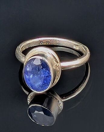 Pierścionek retro z tanzanitem, Pracownia Neores