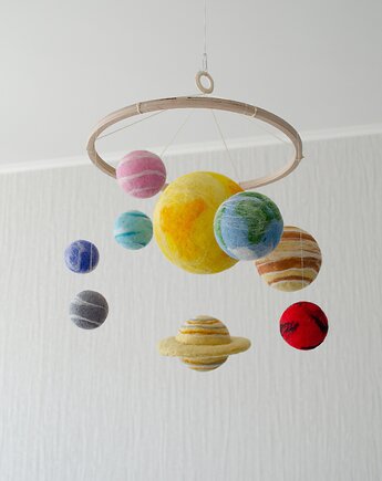 Mobil słoneczny z planetami kosmosu - karuzela niemowlęca i dekoracja pokoju, Fetroll