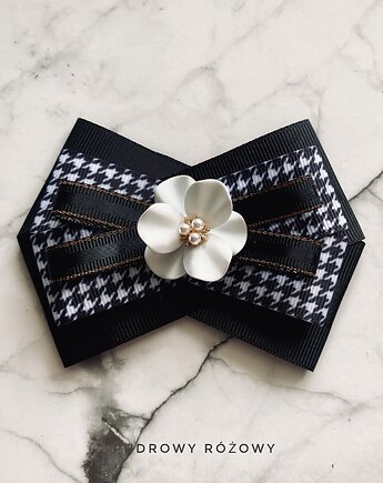 Czarna  Brosza  z kwiatem  3d NOWOŚĆ, Pudrowy Różowy