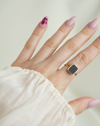 Pierścionek z onyksem, Bijoux by Marzena Bylicka