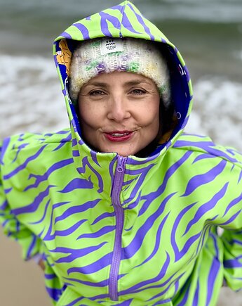 Kurtka softshellowa w cętki, Glucka