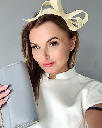 Fascynator ELZA pastelowy ŻÓŁTY - MAŚLANY / oraz inne kolory, Monika Saxton luxurious millinery