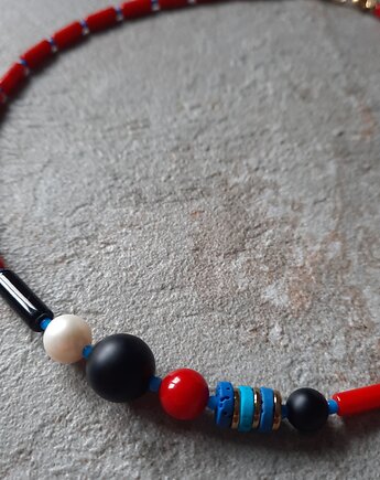 Naszyjnik z koralem, czarnym turmalinem, perłą i czarnym onyksem, Pani Endorfina