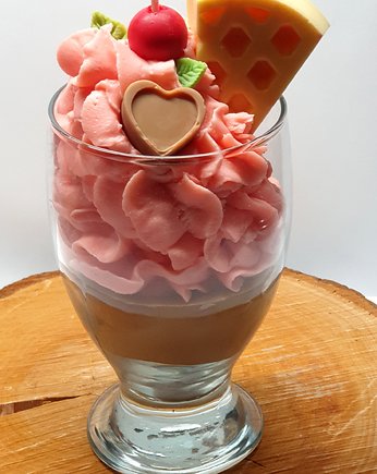 Świeca sojowa - deser truskawkowy z gofrem, OKAZJE - Prezent na Rocznice ślubu