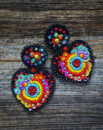 Kolekcja Frida - kolczyki kolorowe serca, Mró Soutache