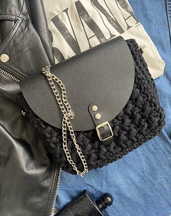 Czarna, mała torebka  robiona na szydełku, torebka na ramię, Pirch.bags